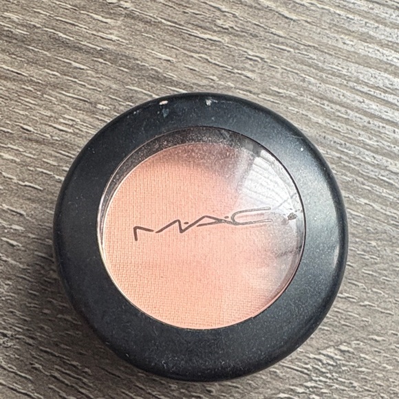 MAC Cosmetics Other - MAC Cosmetics Eyeshadow — peach on the beach